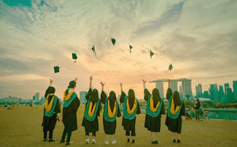 開放大學畢業(yè)申請自我鑒定范文300字(精選16篇)