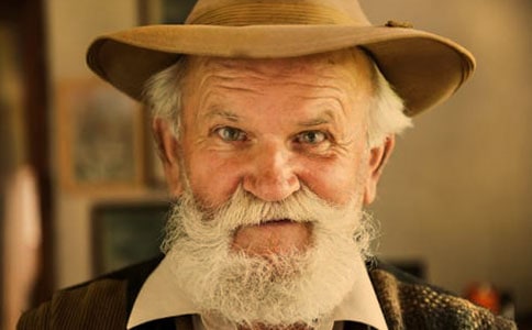 勤勞的爺爺作文匯編9篇